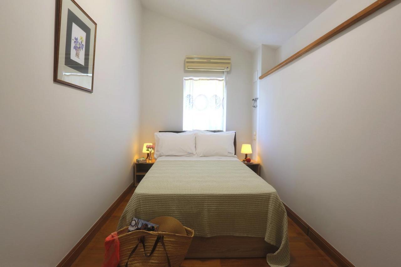 Stylish Old Town Apartments Corfu  Exterior photo