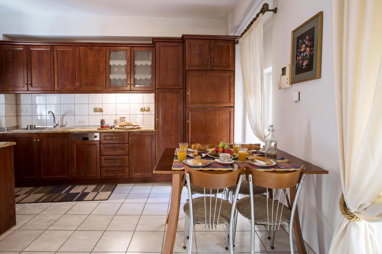 Stylish Old Town Apartments Corfu  Exterior photo